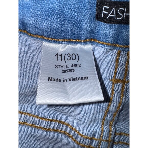 Fashion Nova Light Wash High-Waisted Distressed Denim Skinny Jeans Size 11/30 - Picture 4 of 7